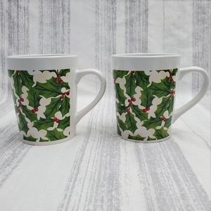 2 Royal Norfolk  Holiday Coffee Cups Mugs
